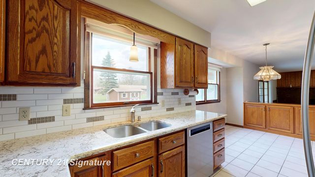 3400 Bramble Drive, Saginaw, MI 48603