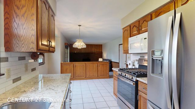 3400 Bramble Drive, Saginaw, MI 48603