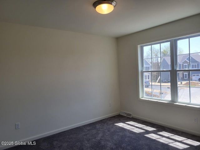 933 Ridgeview Circle, Castleton-on-hudson, NY 12033