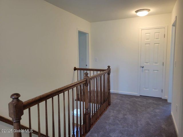 933 Ridgeview Circle, Castleton-on-hudson, NY 12033