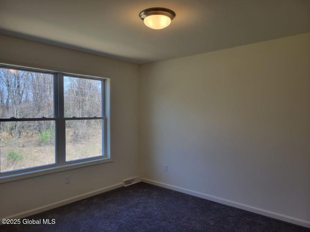 933 Ridgeview Circle, Castleton-on-hudson, NY 12033