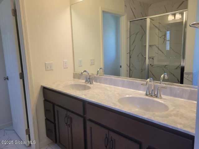 933 Ridgeview Circle, Castleton-on-hudson, NY 12033