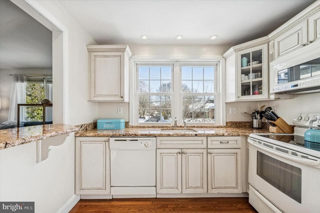 512 MEDIA PKWY, Wallingford, PA 19086