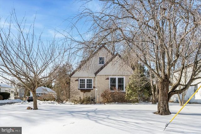 512 MEDIA PKWY, Wallingford, PA 19086