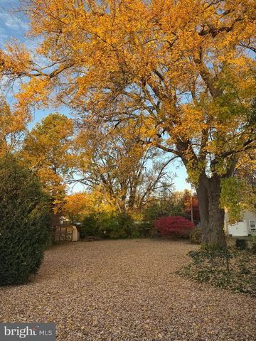 512 MEDIA PKWY, Wallingford, PA 19086