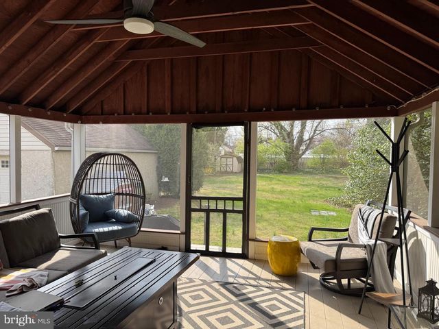 512 MEDIA PKWY, Wallingford, PA 19086