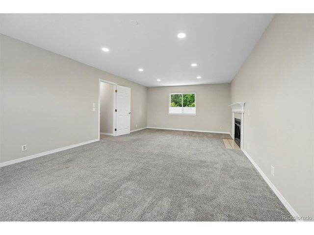 1125 Popes Valley Dr, Colorado Springs, CO 80919