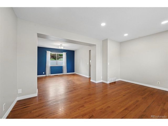 1125 Popes Valley Dr, Colorado Springs, CO 80919