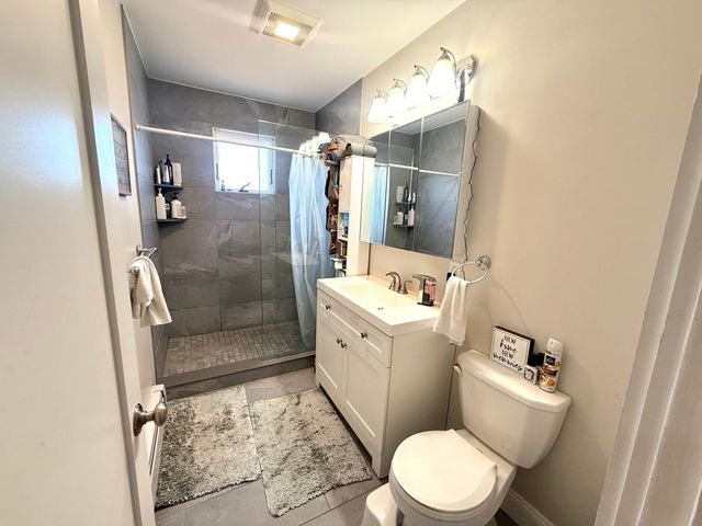 8 Lowden Ave. 2, Somerville, MA 02144
