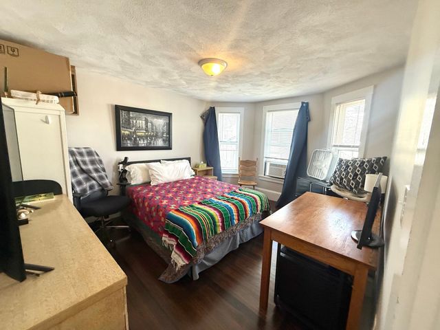 8 Lowden Ave. 2, Somerville, MA 02144