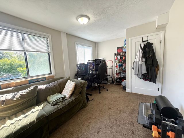 8 Lowden Ave. 2, Somerville, MA 02144
