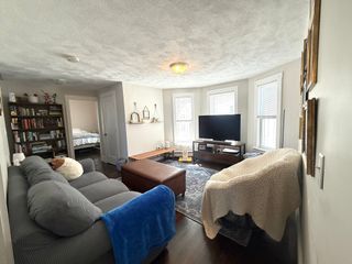 8 Lowden Ave. 2, Somerville, MA 02144