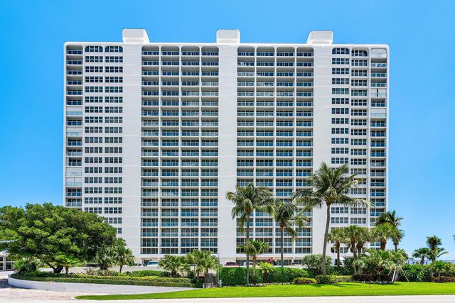 2800 S Ocean Boulevard L-17, Boca Raton, FL 33432