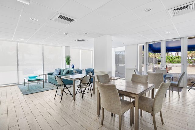 2800 S Ocean Boulevard L-17, Boca Raton, FL 33432
