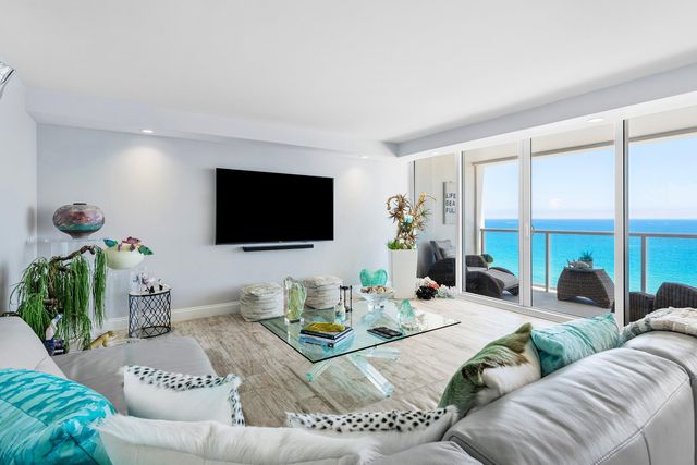 2800 S Ocean Boulevard L-17, Boca Raton, FL 33432