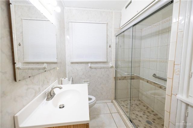 704 N 6th Street, Mcallen, TX 78501