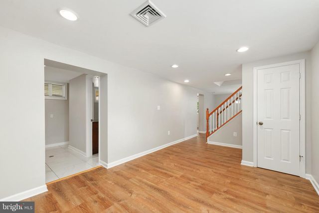 1514 AIDEN DR, Woodbridge, VA 22191