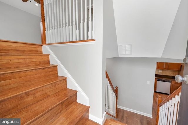 1514 AIDEN DR, Woodbridge, VA 22191