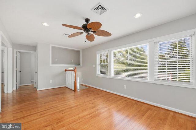 1514 AIDEN DR, Woodbridge, VA 22191