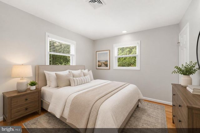 1514 AIDEN DR, Woodbridge, VA 22191