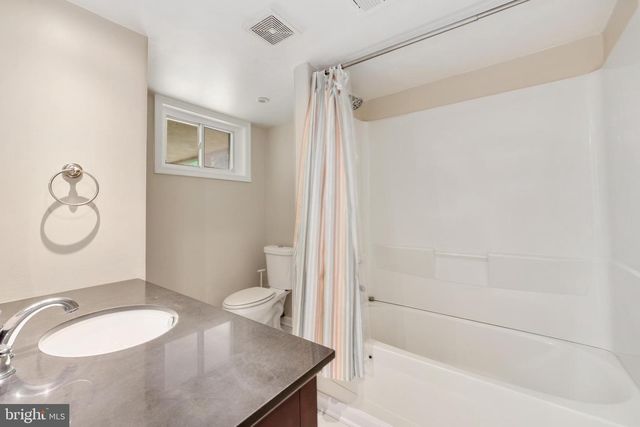 1514 AIDEN DR, Woodbridge, VA 22191