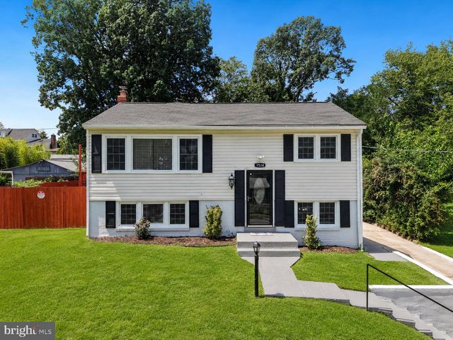 1514 AIDEN DR, Woodbridge, VA 22191