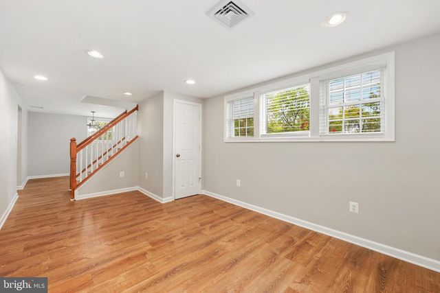 1514 AIDEN DR, Woodbridge, VA 22191
