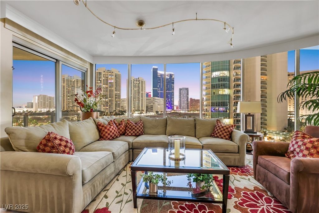 322 Karen Avenue 608, Las Vegas, NV 89109