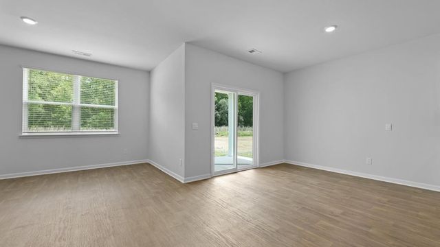 1100 Mulligan Drive, Manning, SC 29102