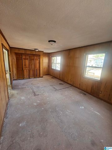 2200 LISA ANN DRIVE SE, Leeds, AL 35094