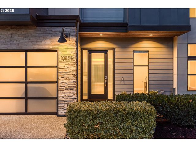 10805 Nw CORNELL Rd, Portland, OR 97229