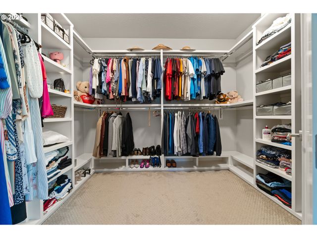 10805 Nw CORNELL Rd, Portland, OR 97229