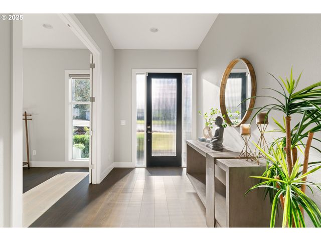 10805 Nw CORNELL Rd, Portland, OR 97229