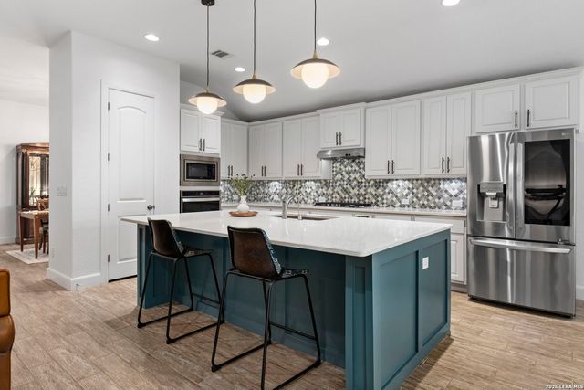 102 La Cima, Boerne, TX 78006