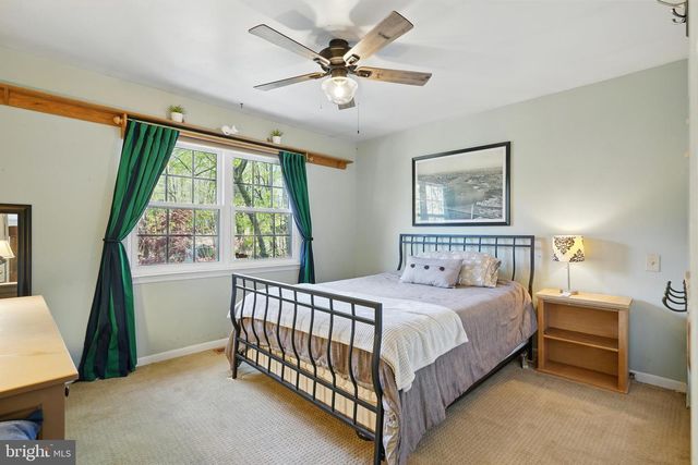 1247 DOUBLEDAY DR, Arnold, MD 21012
