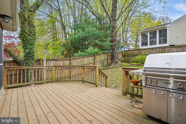 1247 DOUBLEDAY DR, Arnold, MD 21012