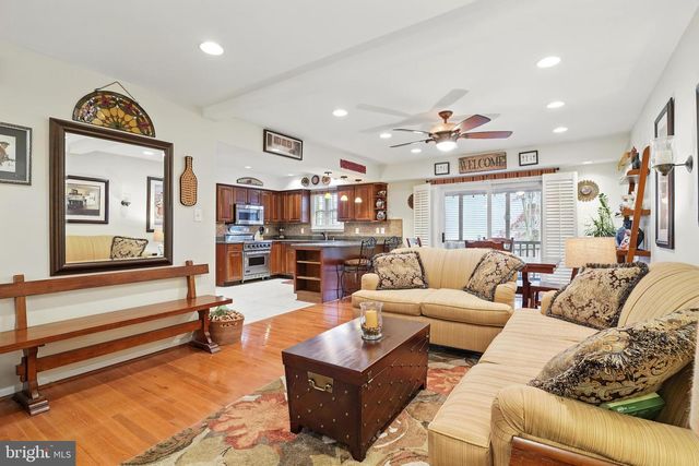 1247 DOUBLEDAY DR, Arnold, MD 21012
