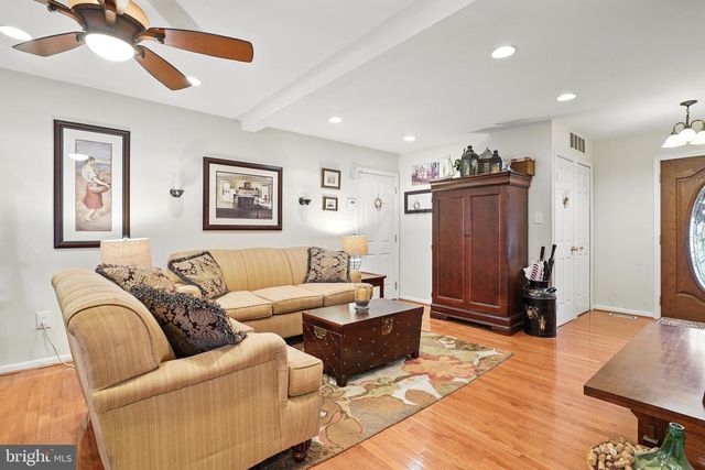 1247 DOUBLEDAY DR, Arnold, MD 21012