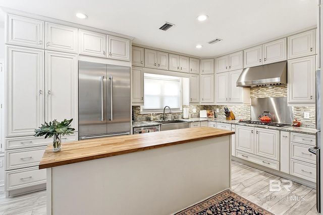 602 Pinehurst Point, Gulf Shores, AL 36542