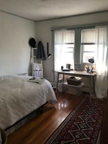 29 Chetwynd Rd 1, Somerville, MA 02144