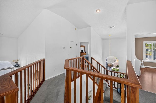 11123 CLAYRIDGE DRIVE, Tampa, FL 33635