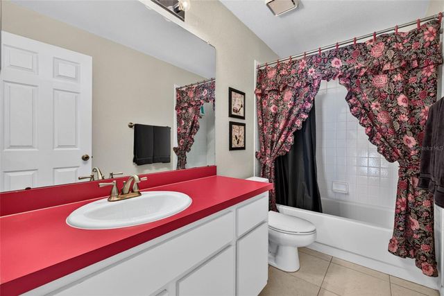 11123 CLAYRIDGE DRIVE, Tampa, FL 33635