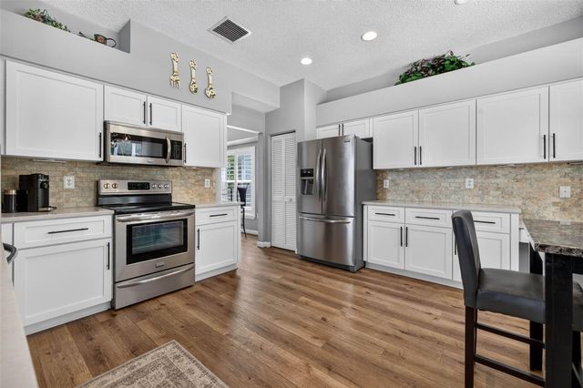 11123 CLAYRIDGE DRIVE, Tampa, FL 33635