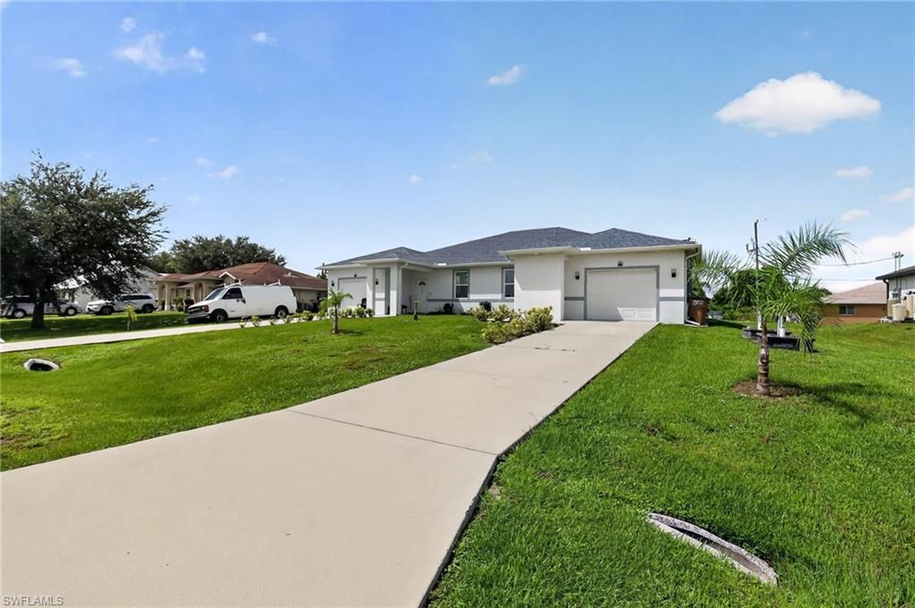 5209/5211 24th ST SW, LEHIGH ACRES, FL 33973 — photo 2