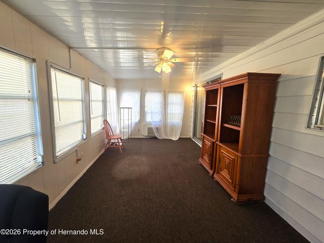 8436 Central Avenue, Brooksville, FL 34613