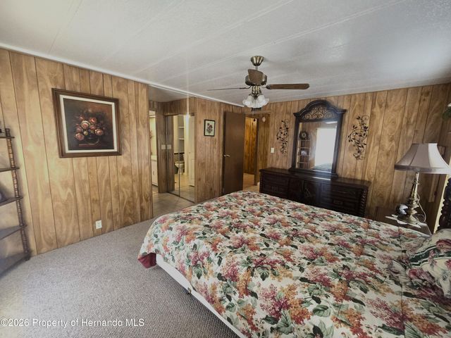 8436 Central Avenue, Brooksville, FL 34613