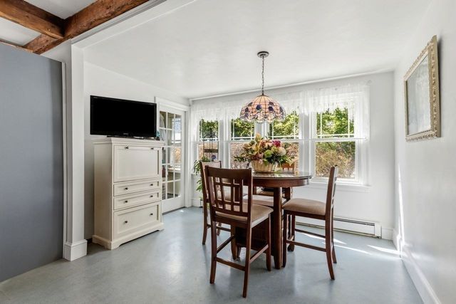 294 Plymouth St, Middleboro, MA 02346