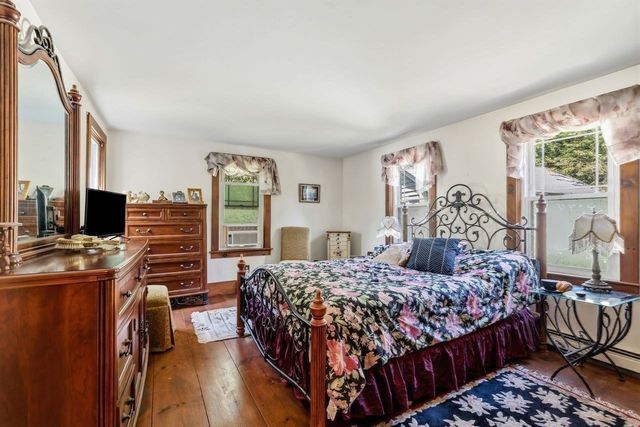294 Plymouth St, Middleboro, MA 02346