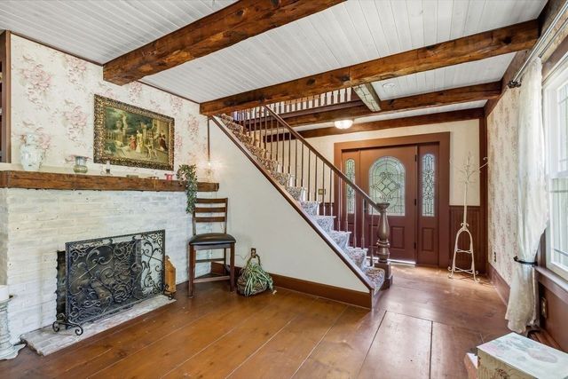 294 Plymouth St, Middleboro, MA 02346