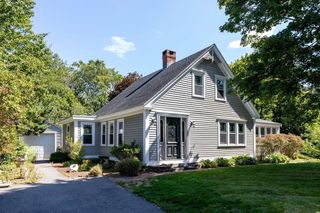 294 Plymouth St, Middleboro, MA 02346